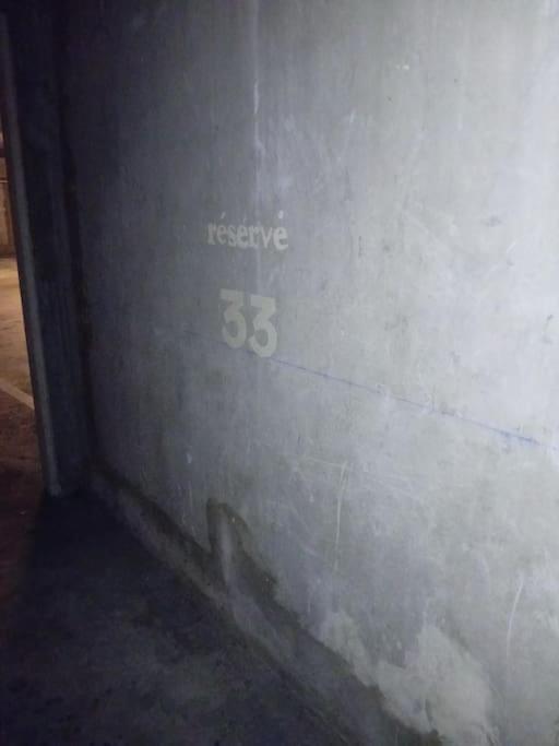 T2- 40 M2- Place Parking Souterrain -Fibre Limoges Extérieur photo