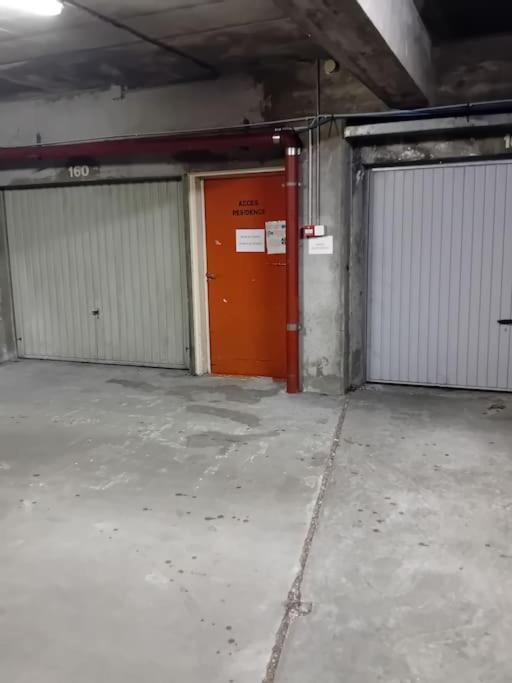 T2- 40 M2- Place Parking Souterrain -Fibre Limoges Extérieur photo